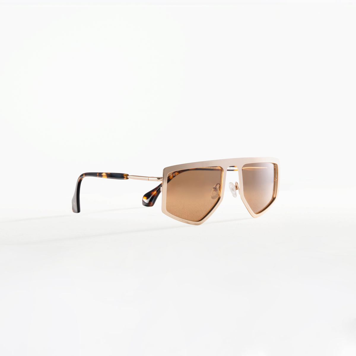 EXI 9157 — C1